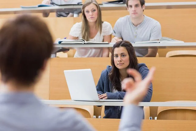 Në këtë shtet vetëm studentët e vaksinuar ose të testuar do të mund të ndjekin leksionet në universitet