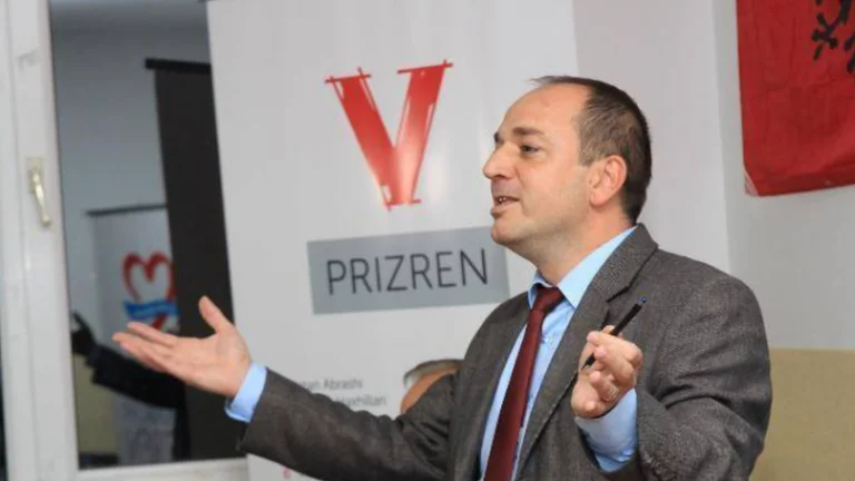 ‘Nuk e bëra unë por procedurat’: Haskuka arsyeton kështu punësimin e vajzës së axhës