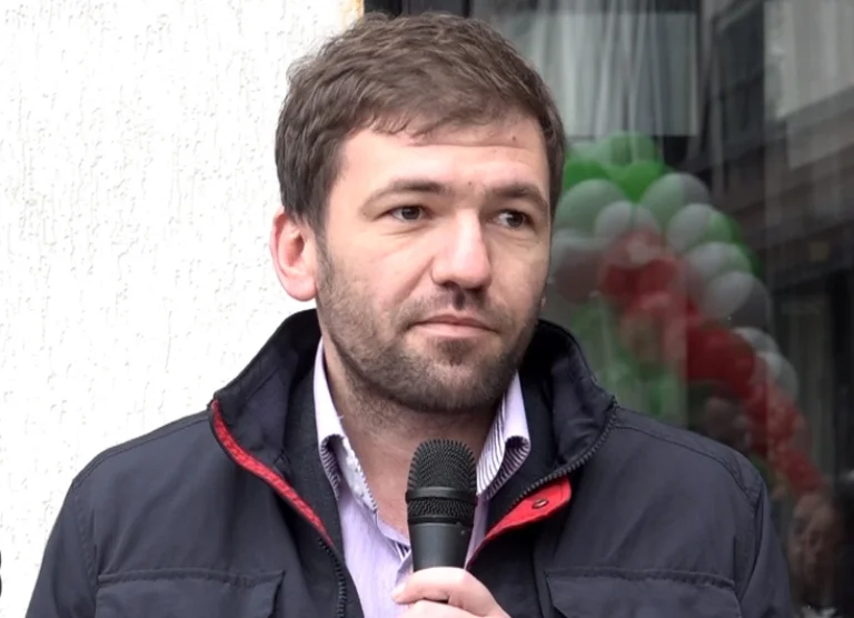 Kukaj: Qeveria po krijon monopol abuziv me “Tiketën ngjitëse”, marrëveshja përbën vepër penale