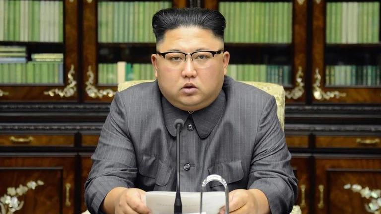 Korea e Veriut i bën thirrje rinisë që të flas në gjuhën standarde: Ose kjo ose burgu e ekzekutimi