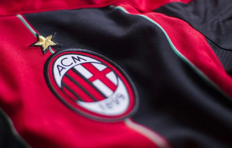 Zyrtare: Milani transferon mesfushorin nga Monaco