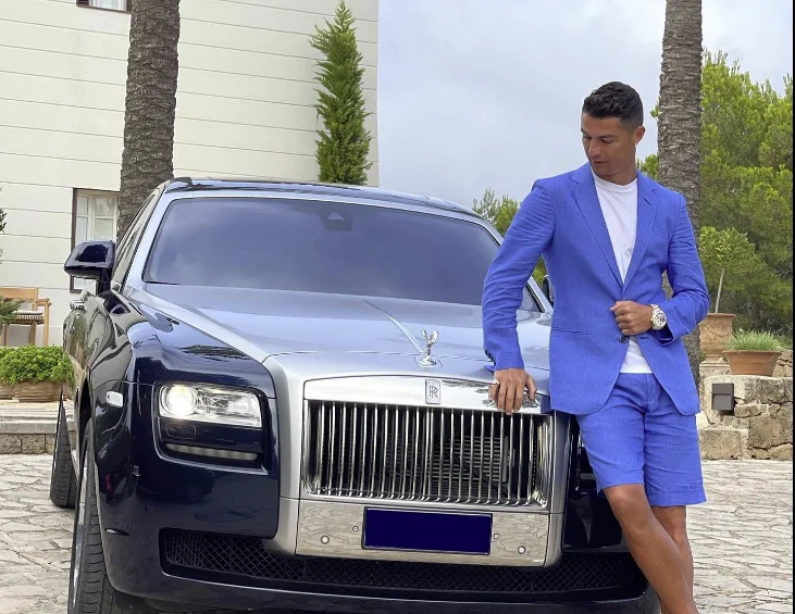 Cristiano Ronaldo vërshon internetin me ‘ditën e vendimit’