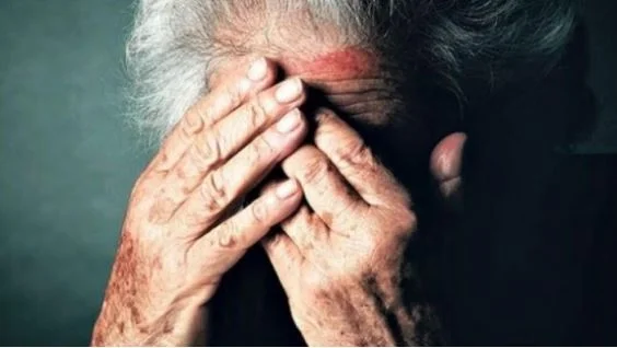 Djemtë rrahin babanë e tyre në Mitrovicë, arrestohen