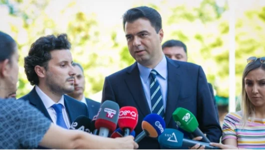 Abazoviq pas takimit me Bashën: Të bëjmë gjëra konkrete për të mirën e popujve