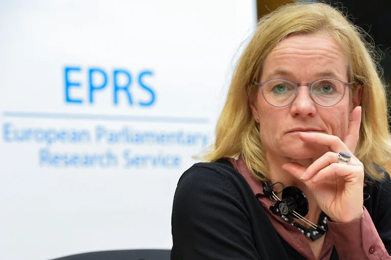 Von Crammon: Për keqardhje që pati dëgjim publik nga Simmons