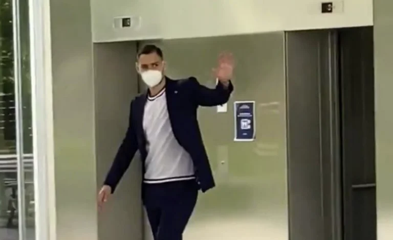 Momenti kur Donnarumma futet në ndërtesën e PSG-së, pritet vetëm zyrtarizimi