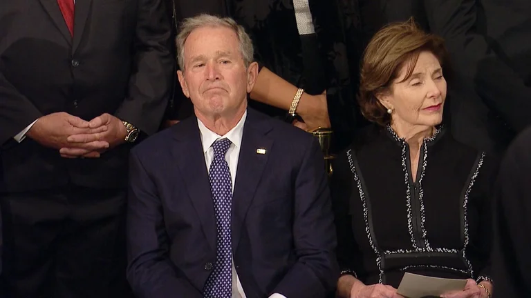 George Bush: Po më thyhet zemra, njerëzit që na ndihmuan po i lëmë të masakrohen