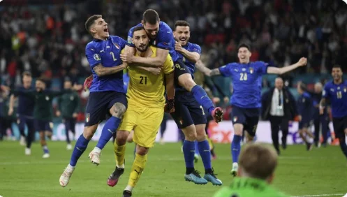 Zyrtare: Heroi italian, Gianluigi Donnarumma është shpallur lojtari më i mirë në EURO 2020.