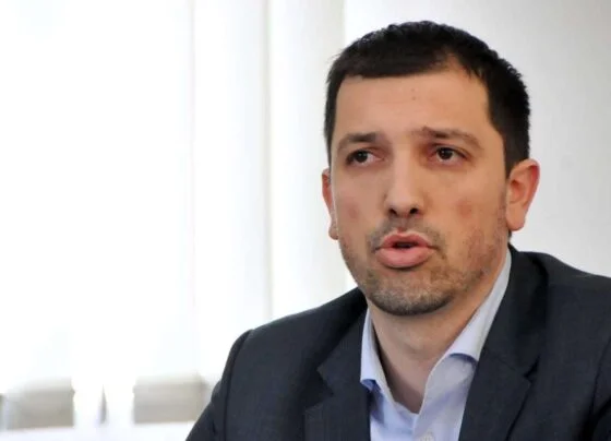 Kurti si kryeministër dhe si politikan i pëlqen të luajë me fjalë, ai nuk është për “mini Shengenin”