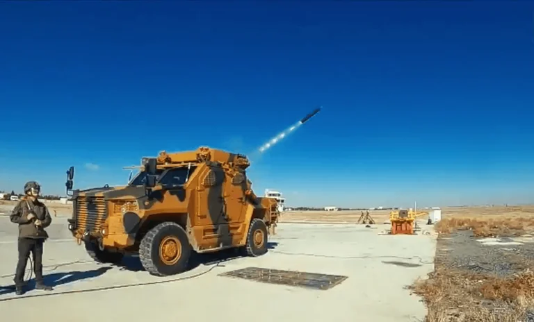 Ushtria e Kosovës po bëhet tamam ushtri: Pajiset me automjete të blinduara që i rezistojnë sulmeve raketore