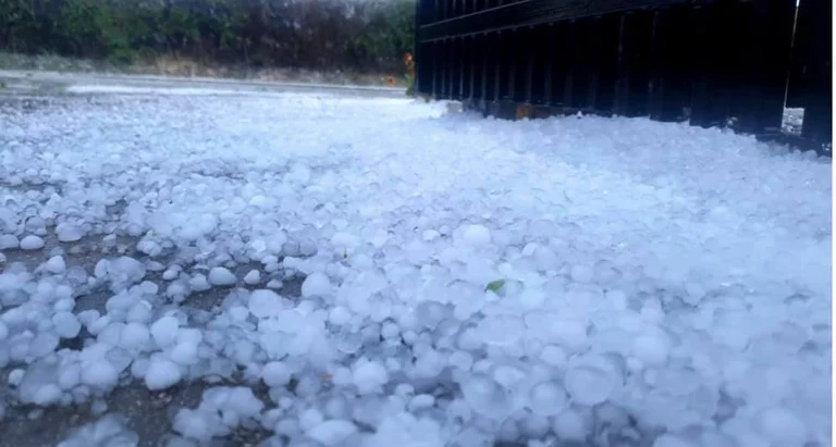 Breshër i madh ra në Drenas, shihni pamjet