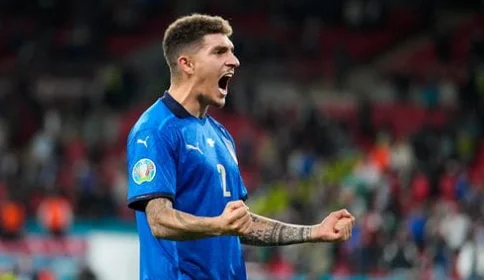 Man United ka gati 17milion £ për mbrojtësin e Napolit që po shkëlqen në Euro2020
