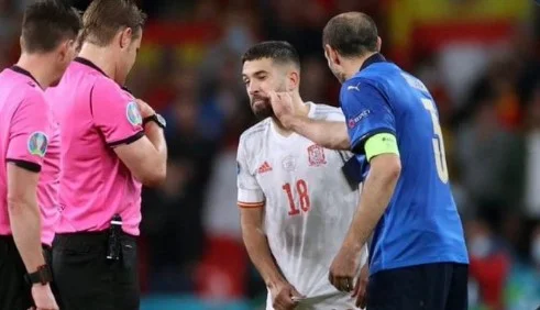 Kapiteni i Italisë Giorgio Chiellini flet për incidentin me Jordi Alban në Euro 2020