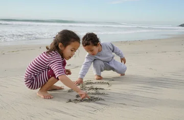 5 Why the Sea Is Good for Children