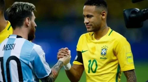 Copa America: Neymar kritikon fansat e Brazilit që po mbështesin Messin në finale