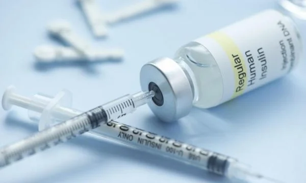 Pristina Gemeinde hat Insulin für fünf Monate gesichert, das alles kostet.