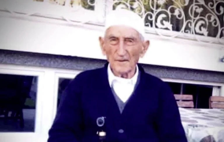 Memli Krasniqi réconforte la famille de Kadri Wessel : Baci Fazli a coûté presque un siècle de vie au Kosovo