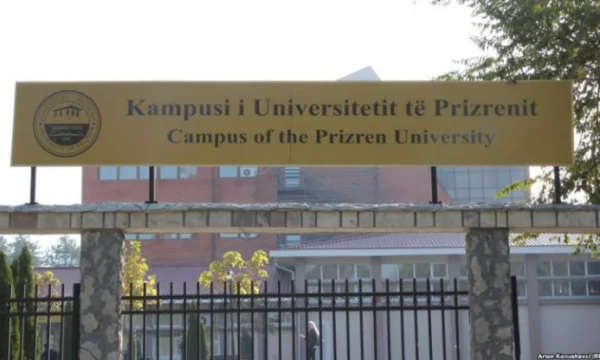 University Rector “wurde von Hoti” in Prizren, Ismet Tetaj heruntergeladen