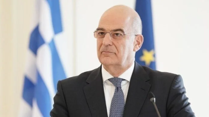 Ministro degli esteri greco per il riconoscimento del Kosovo: stiamo creando un nero “@x1>