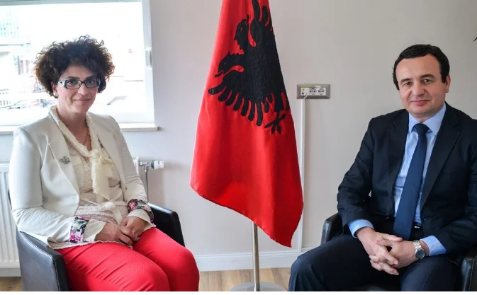 Memli Krasniqi : Rester parmi les meilleurs amis de la vie
