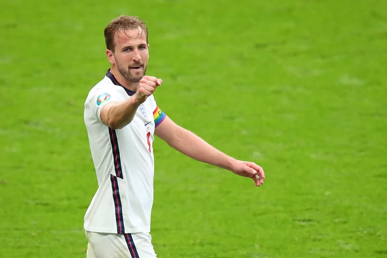 El capitán de Inglaterra, Harry Kane, anunció jugador de juego
