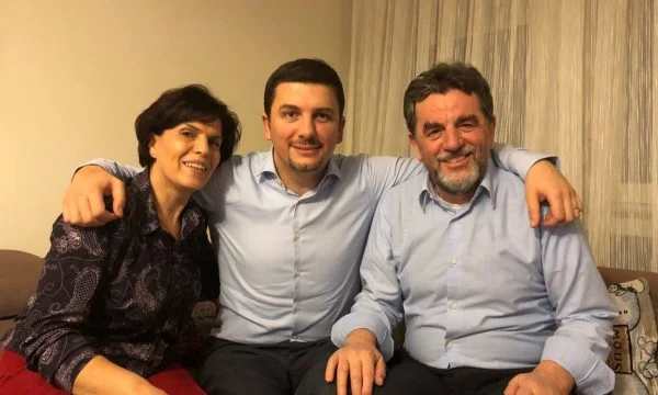 Milazim Krasniqi con parole eccitanti per Memley, che è stato eletto presidente di oggi PDK)