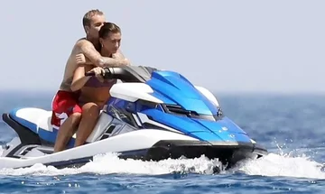 Avec ma femme à la frontière avec l'Albanie: Justin Bieber paie la somme énorme