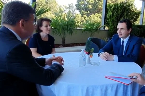 Forum Prespa per il Dialogo: Kurti e Gervala incontrano Lajcak