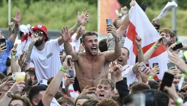 Do not travel to Rome: British Federation doesn't sell a ticket to its fans for the match against Ukraine