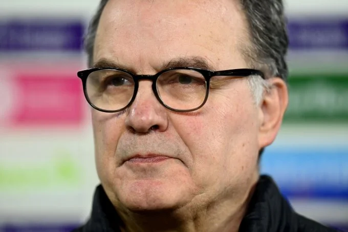 Barcelona Spieler in der Nähe von Leeds United