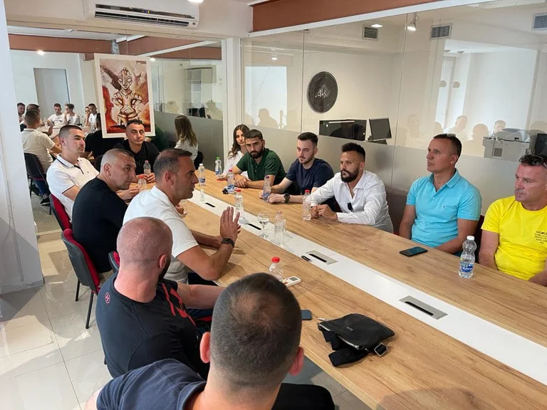 Daut Haradinaj: Mbështetja e të rinjve të Kryeqytetit, dëshmi për fitoren tonë më 17 shtator