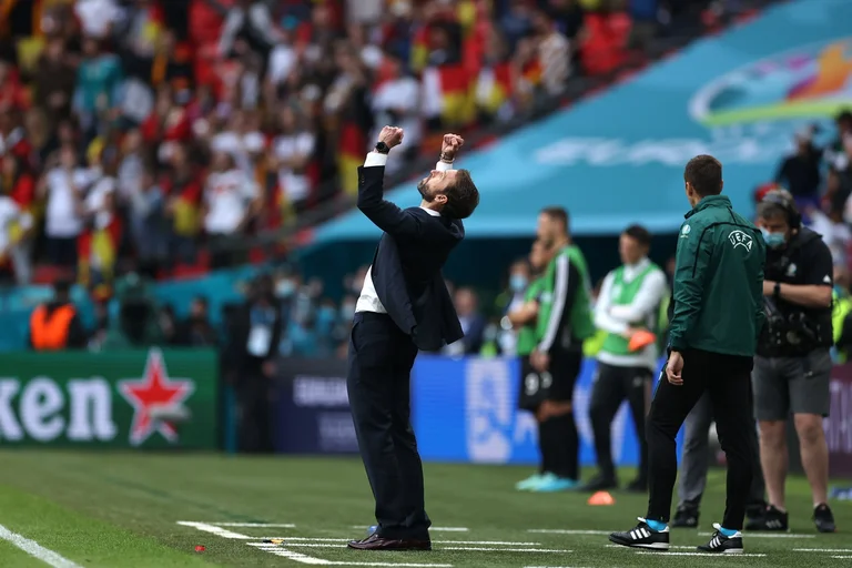 Southgate: “Kjo skuadër mund të shkruaj historinë”