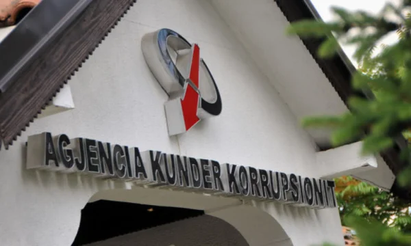 AKK ushtron kallëzim penal për korrupsion ndaj disa zyrtarëve të lartë, disa edhe ministra