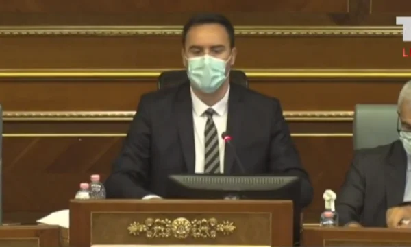 ‘Unë jam kryetari Mirlindë’ – Glauku i reagon deputetes së VV-së që ia huqi postin