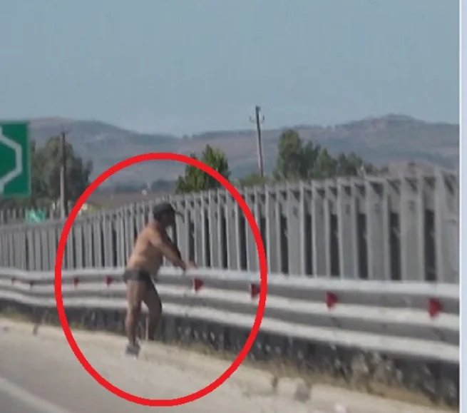 Shqiptari rrezitet në autosradë, i shtyn të mendojnë ekspertët por s’kanë ide çfarë të thonë