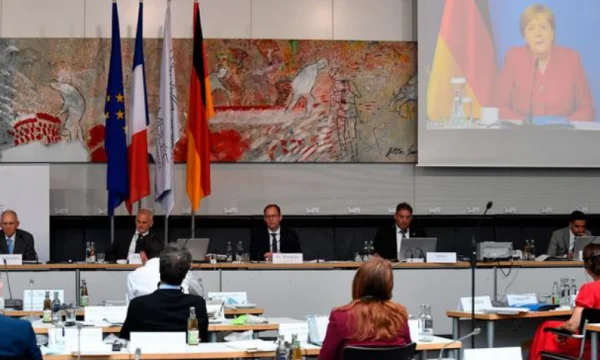 Merkel sërish kundër mbylljes së kufijve