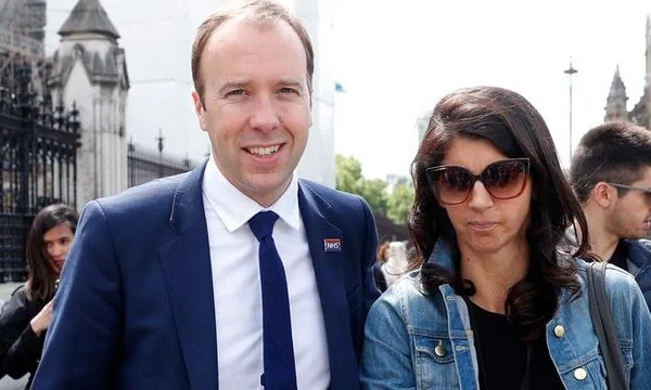 Après avoir abandonné leurs postes, Matt Hancock et sa petite amie ont pris une autre décision.