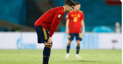 Morra: “Après mon erreur avec la Pologne m'a menacé d'une vie de”