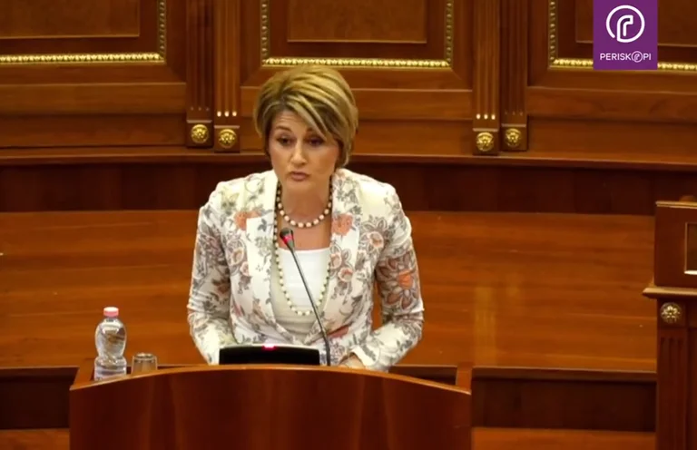 Kusari parle de la victoire du 14 février : l'opposition parle des terres