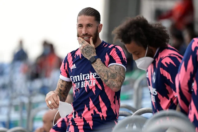 Sergio Ramos a montré le prochain club à ses anciens associés.