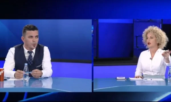 Paziarcal, sessista, adolescente, Caday-Buyupa, senza dire Mentor Shala