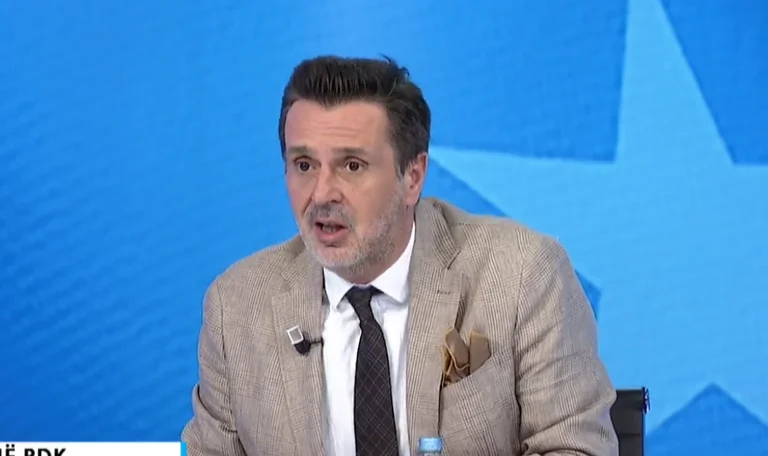 Gashi: Ich sehe PDK-Vorsitzender zwischen Memli Krasniqi und Vlora Citaku