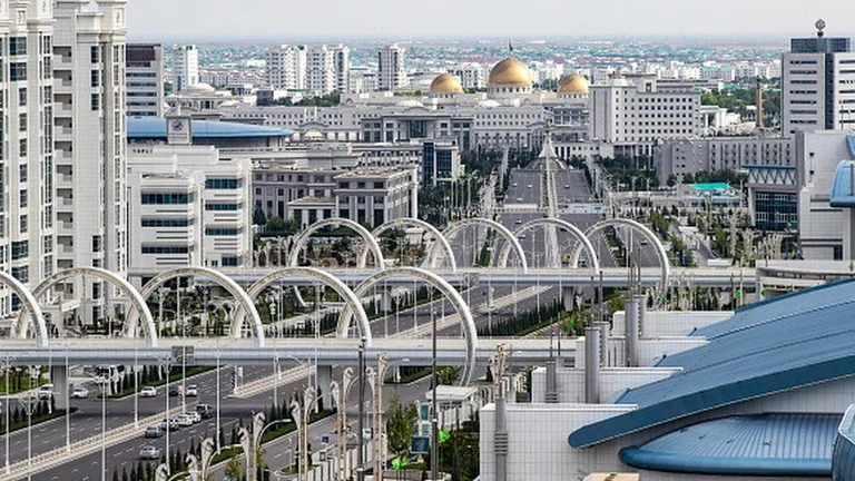 Le città più costose del mondo per gli stranieri: Surprise Ashgabat, la città degli esuli a Top-10