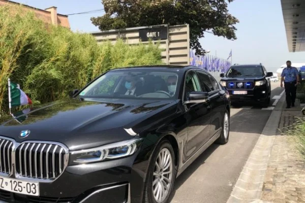 Italiens Außenminister Reaches Kosovo