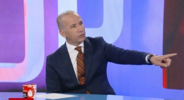 “Selim Pacolli spricht gegen Priština Bürgermeister