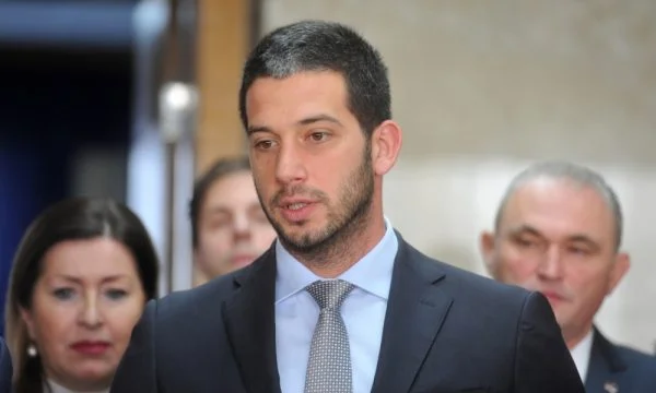 Petkoviq: Udoviçiqit iu ndalua ta vizitojë Kosovën, do të dhuronte burse në universitetin e Mitrovicës së Veriut