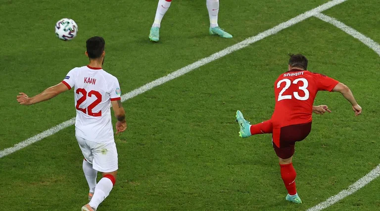 Dy supergolat e Shaqirit fundosin Turqinë, Zvicra shpreson në kualifikim