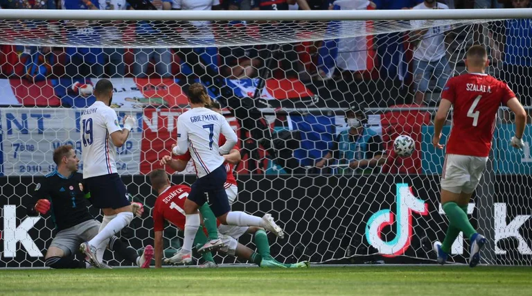 Hungaria arrë e fortë për kampionen e botës, Franca ndalet me barazim në Budapest