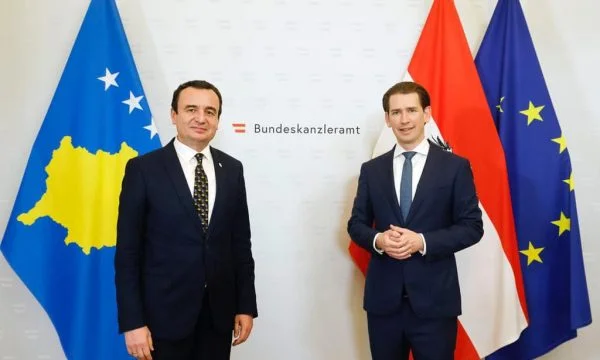 Kurti takohet me kancelarin austriak, bisedojnë për këto tema