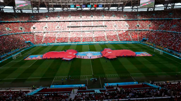 Finalja e EURO 2020 mund të zhvendoset nga Anglia në Hungari